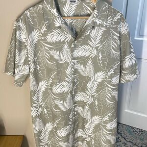 Coofandy floral Hawaiian short sleeve shirt